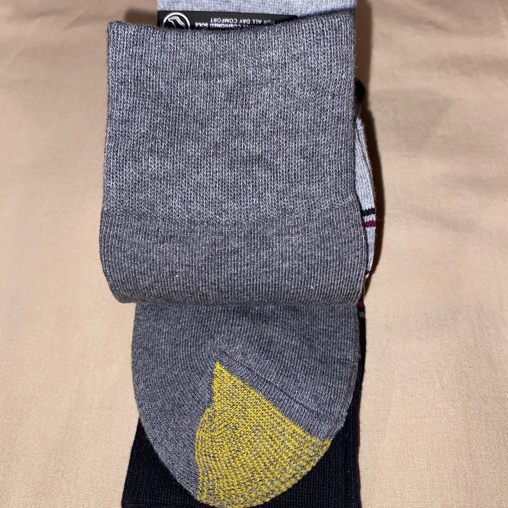 3 Pairs Gold Toe Mens Grey Black Striped Dress Crew Socks Aquafx Size 6-12.5 NEW - Picture 4 of 7